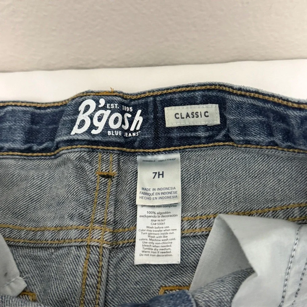 OshKosh Bgosh Kids Classic Straight Blue Jeans Medium Wash Denim Boys 7 Husky